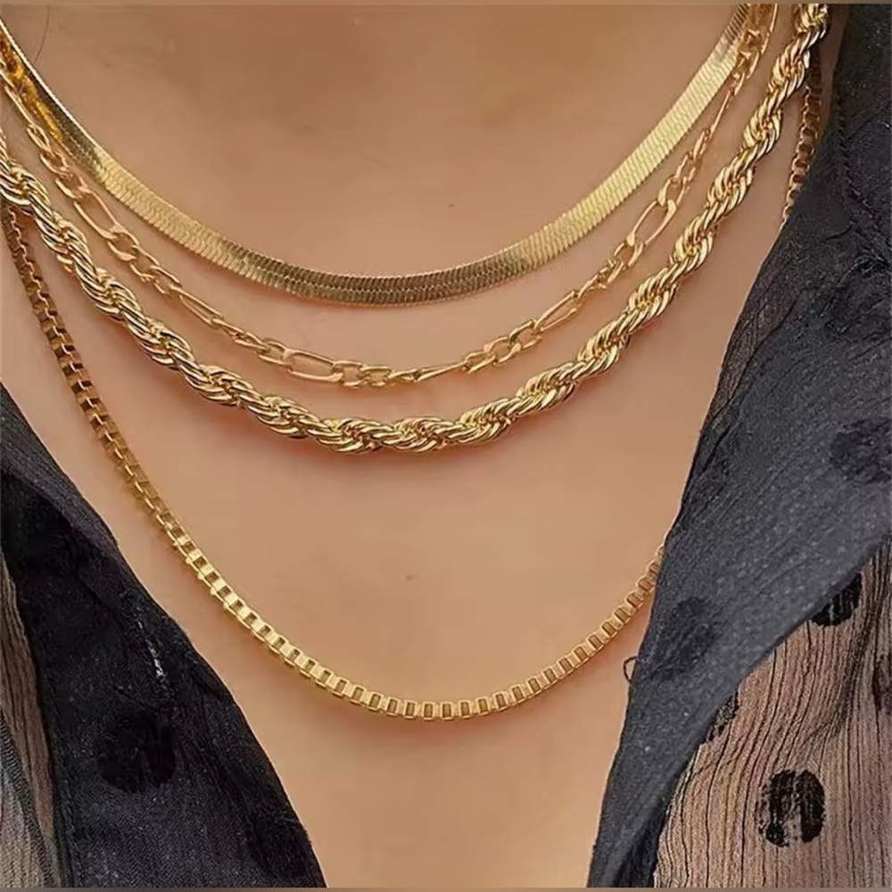 Gold Tone 4-Piece Layered Chain Necklace Set NWT